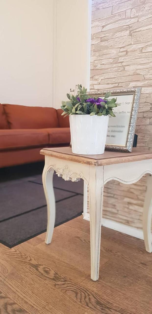 Apotek Guesthouse Hofn Ngoại thất bức ảnh