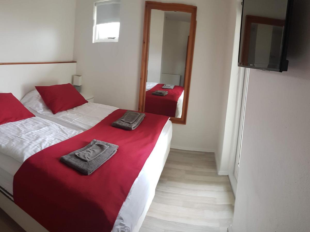 Apotek Guesthouse Hofn Ngoại thất bức ảnh