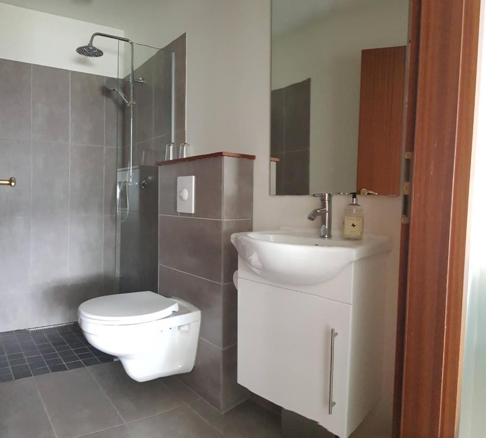Apotek Guesthouse Hofn Ngoại thất bức ảnh